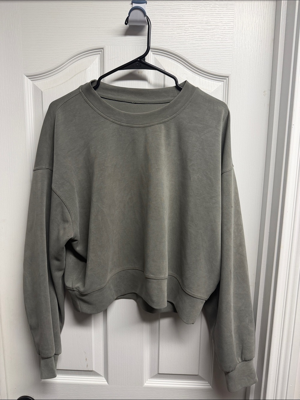 Lululemon SOFTSTREAM Women's Cropped Crewneck Sweatshirt - Olive